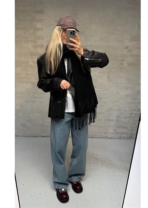 Fringed wool scarf Sort A3905 Ganni 